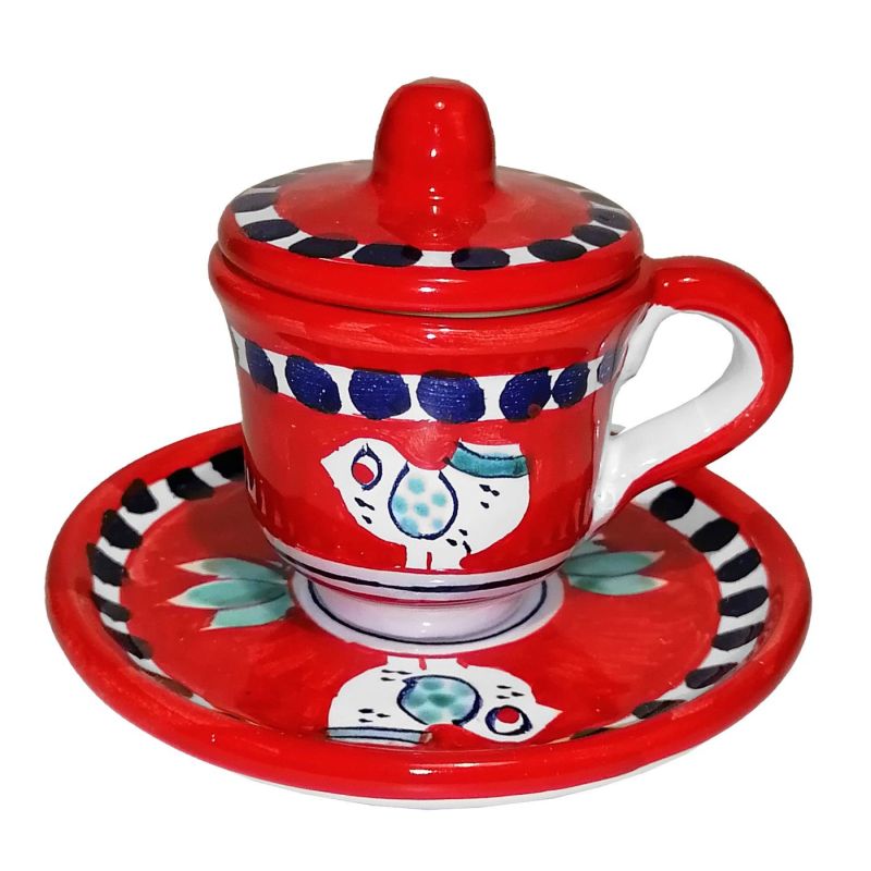 Tasse à expresso avec soucoupe et couvercle....