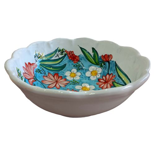 Salatschüssel mit Wellenschliff. Handbemalte Vietri-Keramikblumenlinie