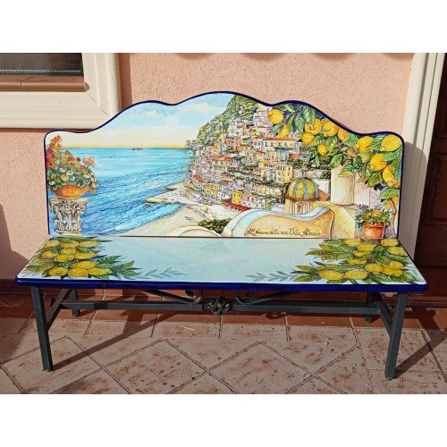 Banc en pierre de lave céramisée. Céramique Vietri peinte...