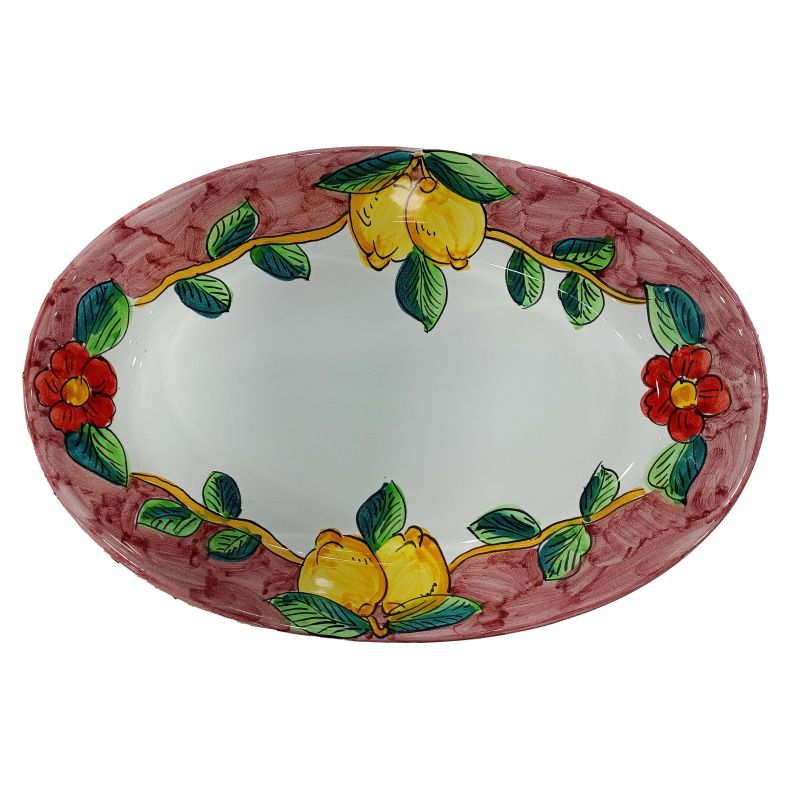 Plat ovale en forme de coupe. Plat de service....