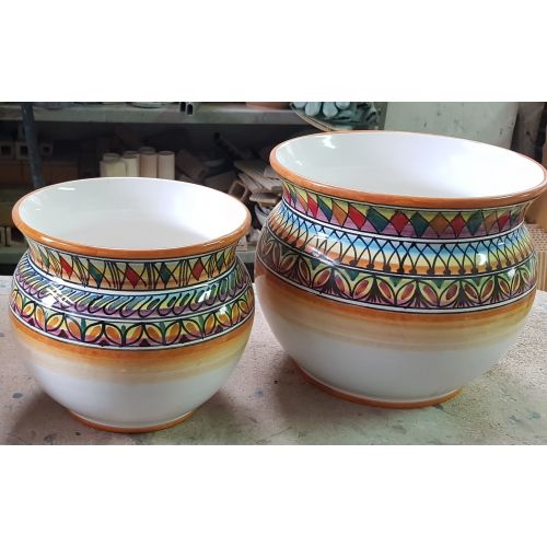 Cachepot Portapianta decoro geometrico, bordo arancione. Ceramica di Vietri dipinta a mano.