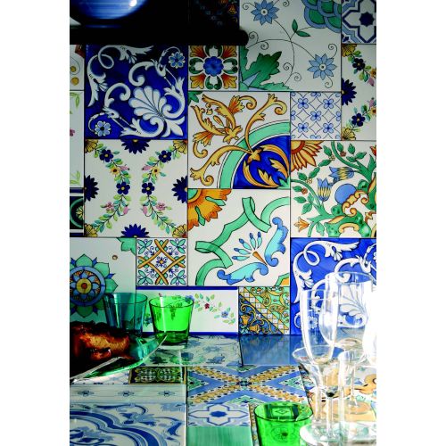 Azulejos - patchwork en ceramica vietrese pintados a mano.