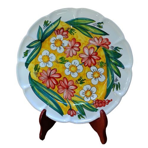 Plate. Flowers Line. White background. Vietri Ceramics....