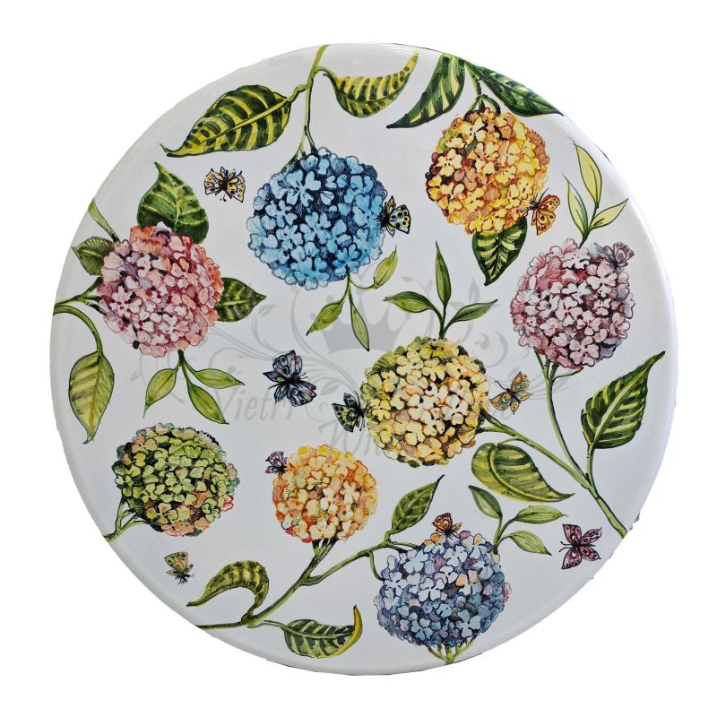 Mesa de piedra volcánica ceramizada. Hortensias...
