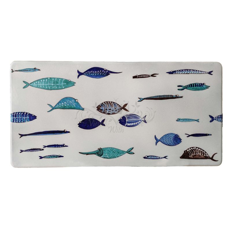 Table en pierre de lave émaillée. Poissons...