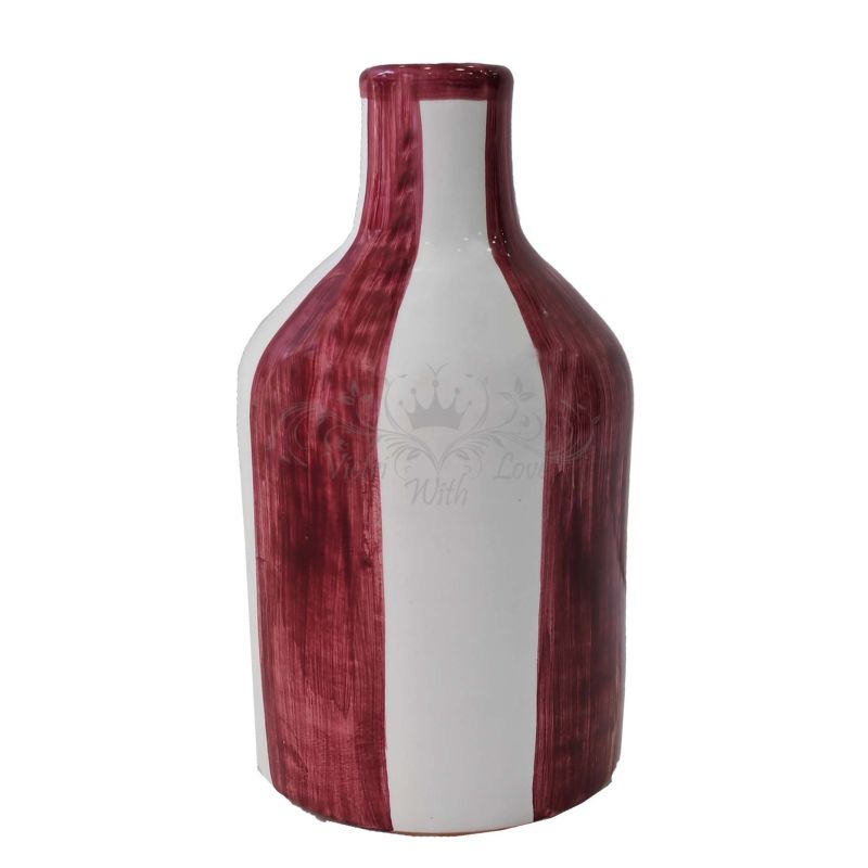 Huilier et bouteille de vinaigre. Ligne...