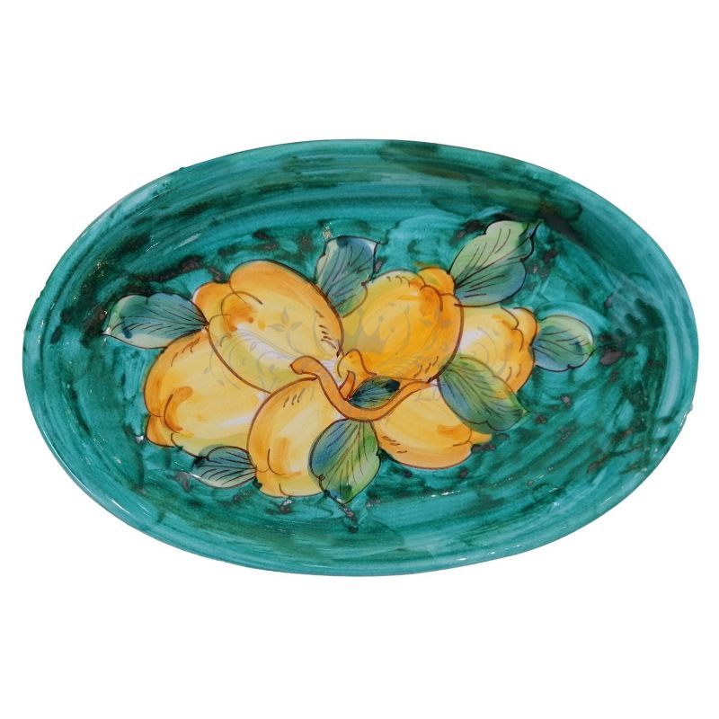 Plat ovale en forme de coupe. Plat de service....