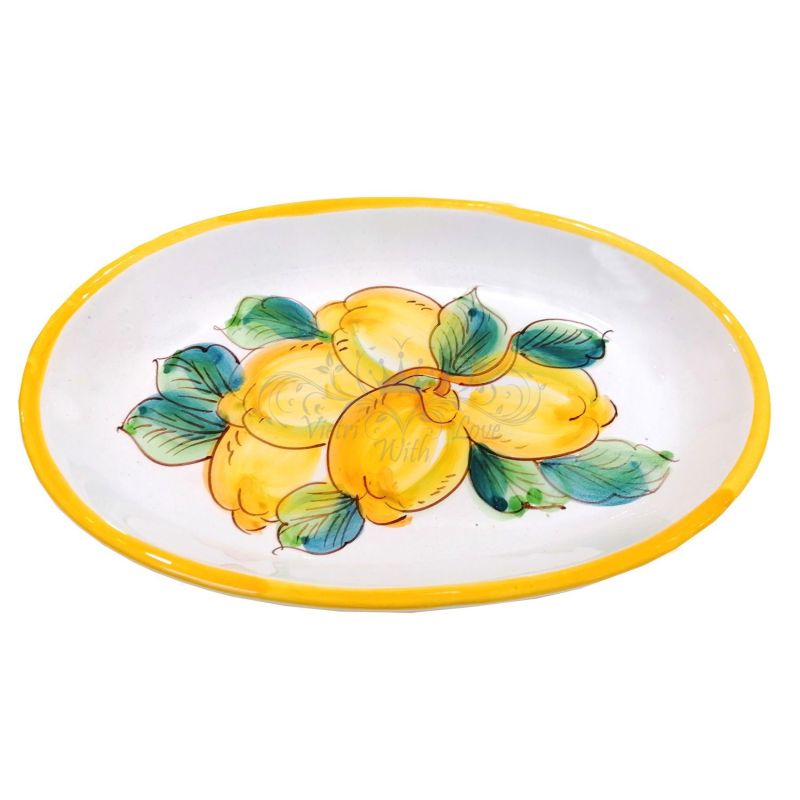 Plat ovale en forme de coupe. Plat de service....