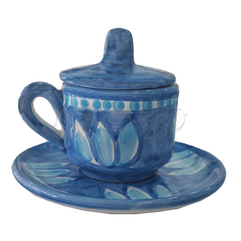 Tasse à expresso avec soucoupe et couvercle....