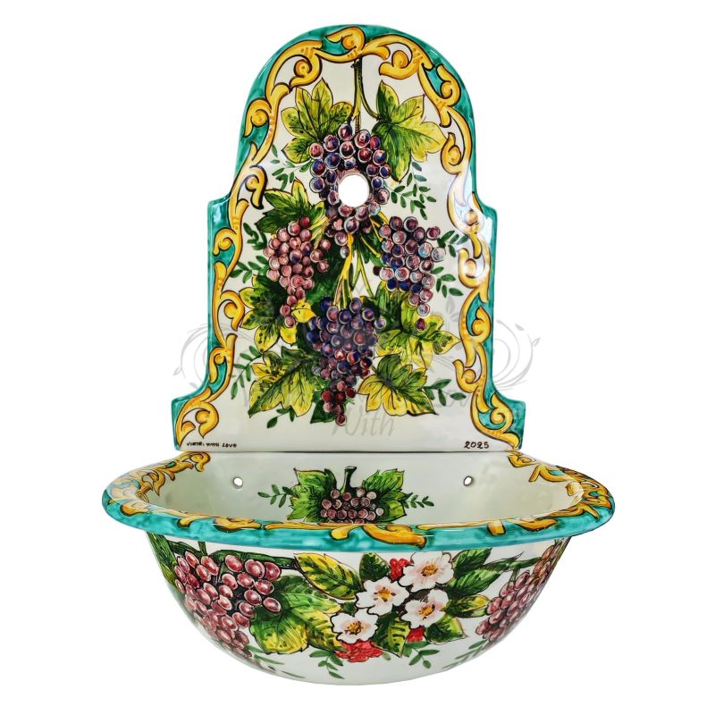 Fontana da giardino. Linea Frutta. Ceramica...