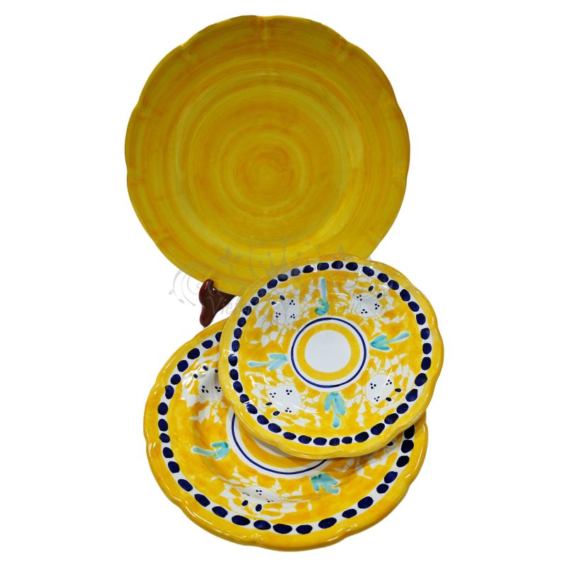 Set of three plates. Animals line. Vietri...