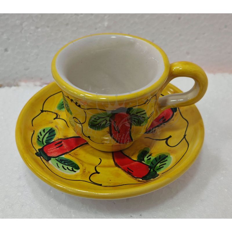 Kaffeetasse mit Untertasse. Chili-Linie....