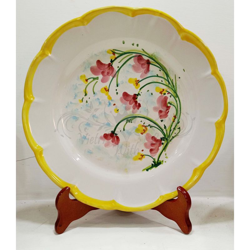 Plate. Spring Collection. Vietri ceramic....