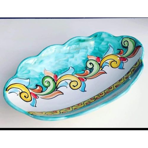 Centrotavola ovale, bordo ondulato linea barocco arlecchino. Ceramica di Vietri dipinta a mano.