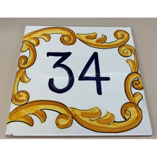 Targa quadrata personalizzabile linea barocco fondo bianco. Ceramica di Vietri dipinta a mano