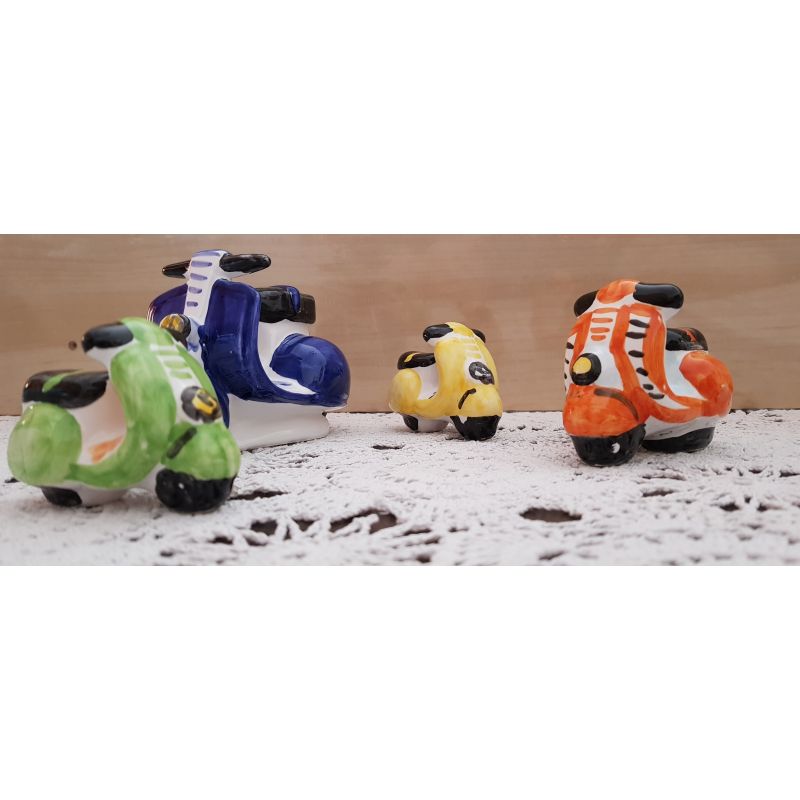 Bomboniera vespa cycle. handpainted Vietri ceramic