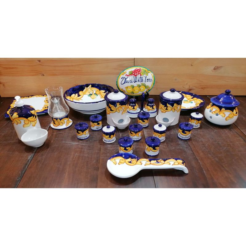 Accessori Cucina. Linea Barocco bordo blu....