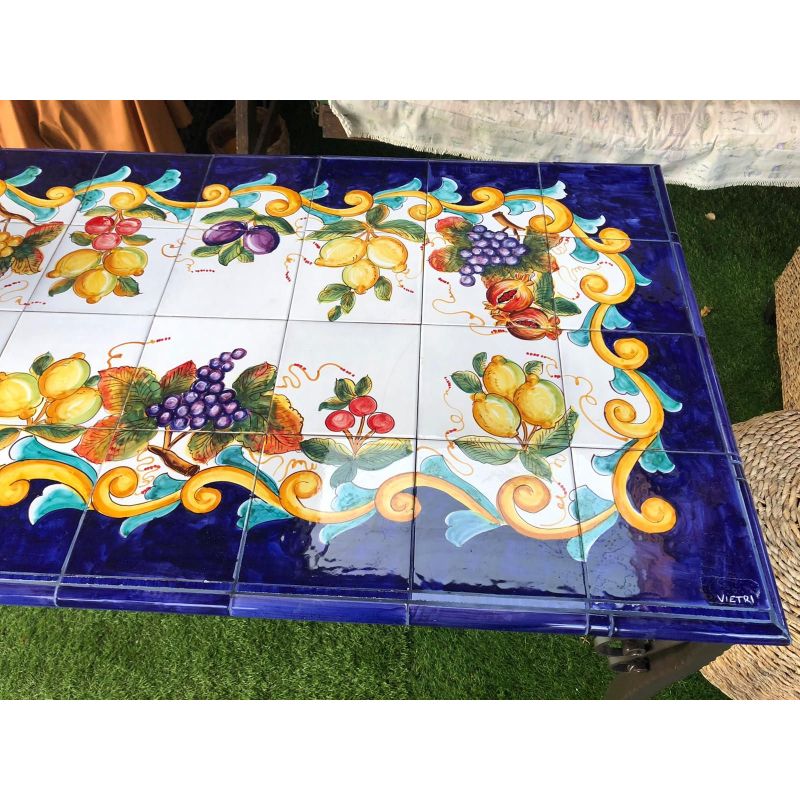 Mesa de azulejos rectangular. Barroco. pintado...