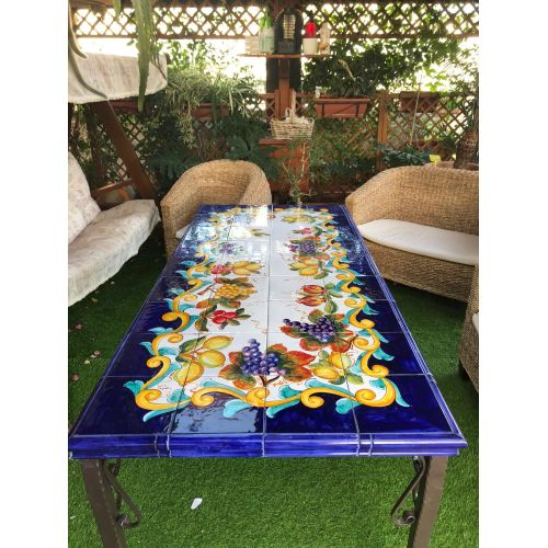 Mesa de azulejos rectangular. Barroco. pintado a mano. Cerámica Vietri