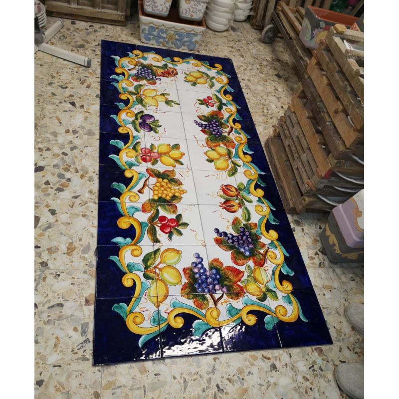 Mesa de azulejos rectangular. Barroco. pintado...