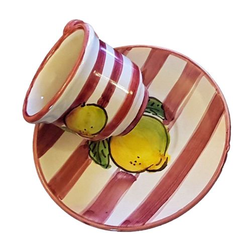 Taza de café con platillo, línea rayada y limones.... 2