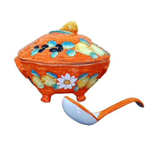 Zuppiera con mestolo linea limoni e olive fondo Arancio. Ceramica di vietri