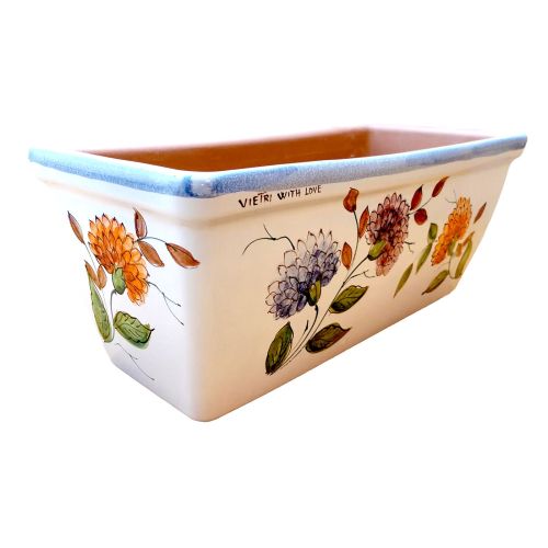 Jardinera rectangular. Fondo blanco con flores. Cerámica de Vietri. Pintada a mano.