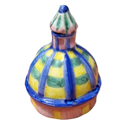Cupola Basilica. Ceramica di vietri dipinta a mano.