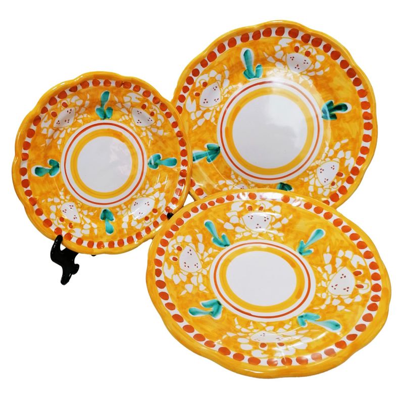 Vietri ceramic animal line service plates, 18...
