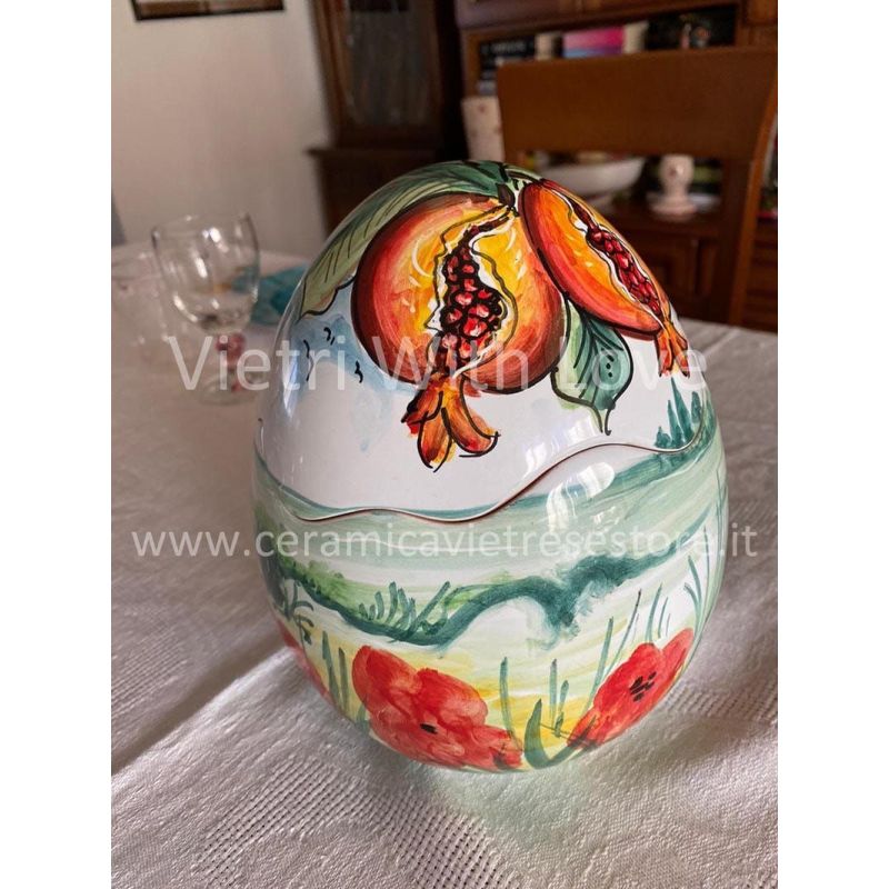 Uova pasquali da collezione. in ceramica di...