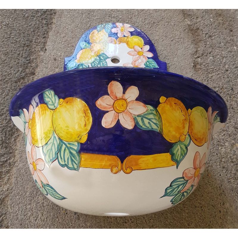 Fuente de jardín. Línea Flores y Limones....