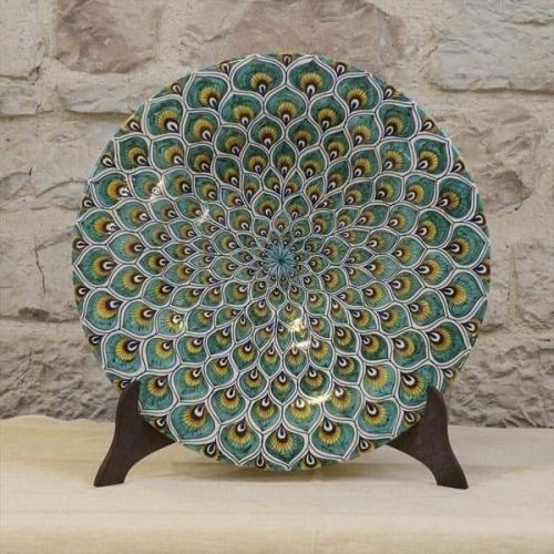 Assiette murale artistique. Céramique vietré. Peinte à la...
