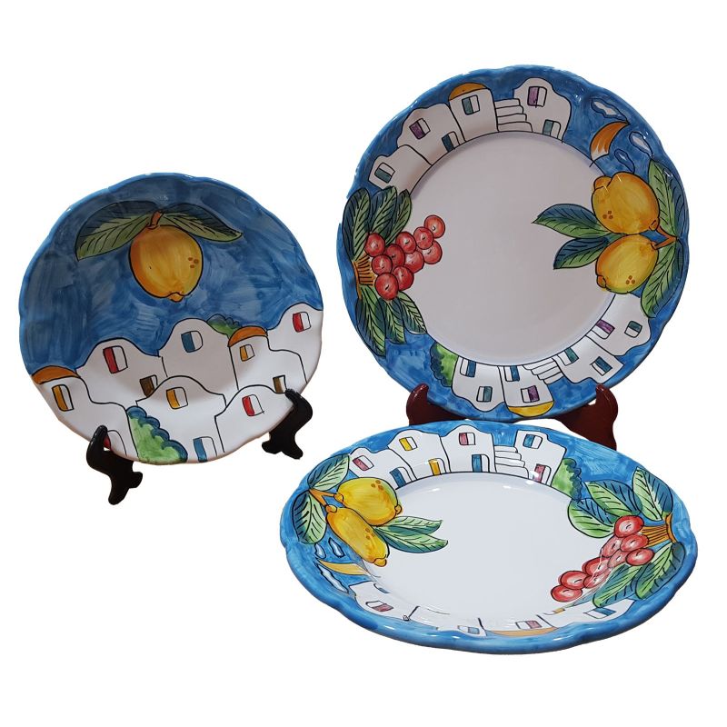 Trois assiettes ligne Maison et Citrons. Vietri céramique peinte à la main - Fond plat et fruits