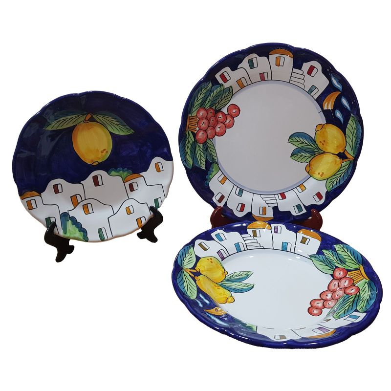 Trois assiettes ligne Maison et Citrons. Vietri céramique peinte à la main - Fond plat et fruits
