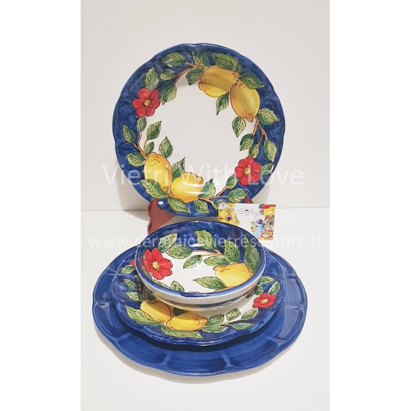 Assiettes, ligne "Fleurs et Citrons" en...