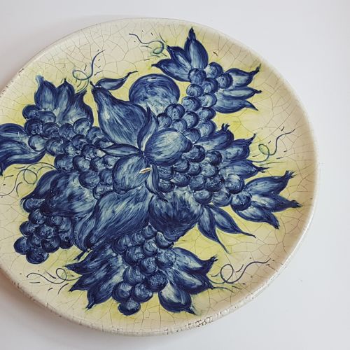 Piatto murale artistico. Ceramica vietrese. Dipinta a mano