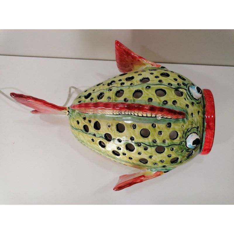 Poisson. Ornements pour la maison peints à la...