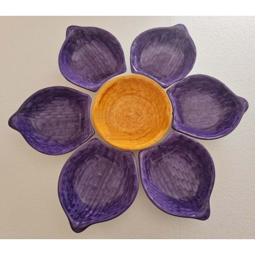 Appetizer set. Cold dinner. 7 pcs. Daisy shape. Brushstroke line. Vietri ceramic. Hand-painted.