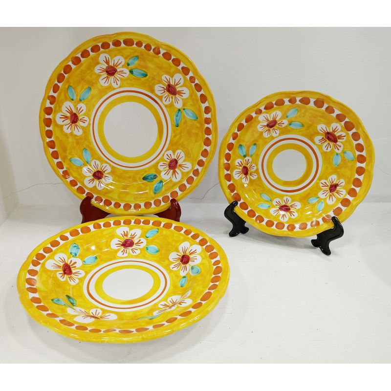 Dishes 3 pieces Flowers line. handpainted...