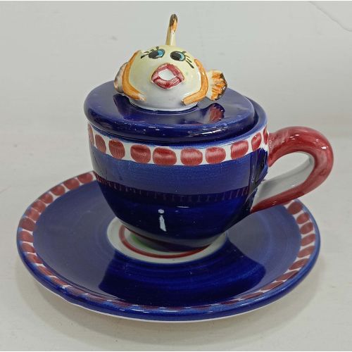 Coffee cup with embossed lid, saucer animal line. Hand-painted Vietri ceramic.