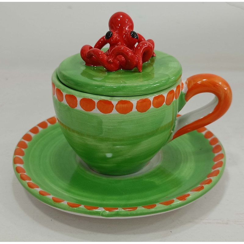 Coffee cup with embossed lid, saucer animal...