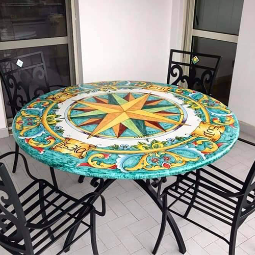 Table en pierre de lave